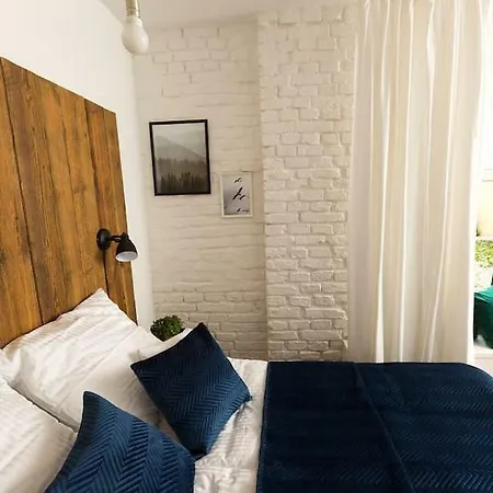 Loft Paprotka Premium Apartment, Close To Mtp Expo, F.vat Апартаменты